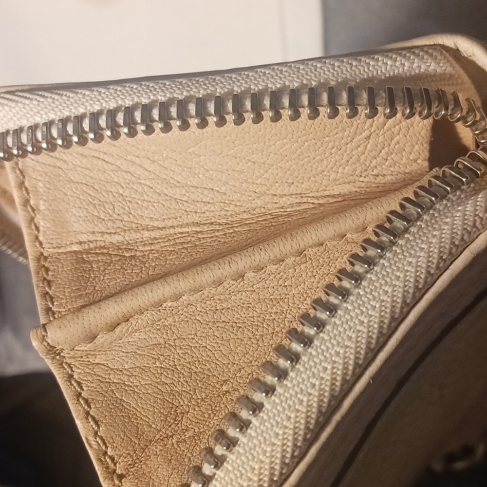 Chloé Paddington Wallet - Picture 14 of 17